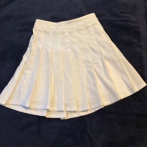 🌸Hollister Ultrahigh-rise Pleated Skirt XXS